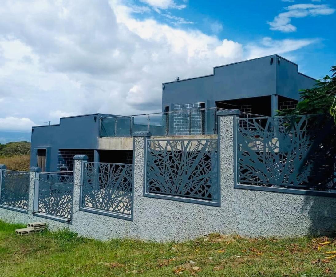 Paradise Island Apartments Fiji-Nadi Buitenkant foto